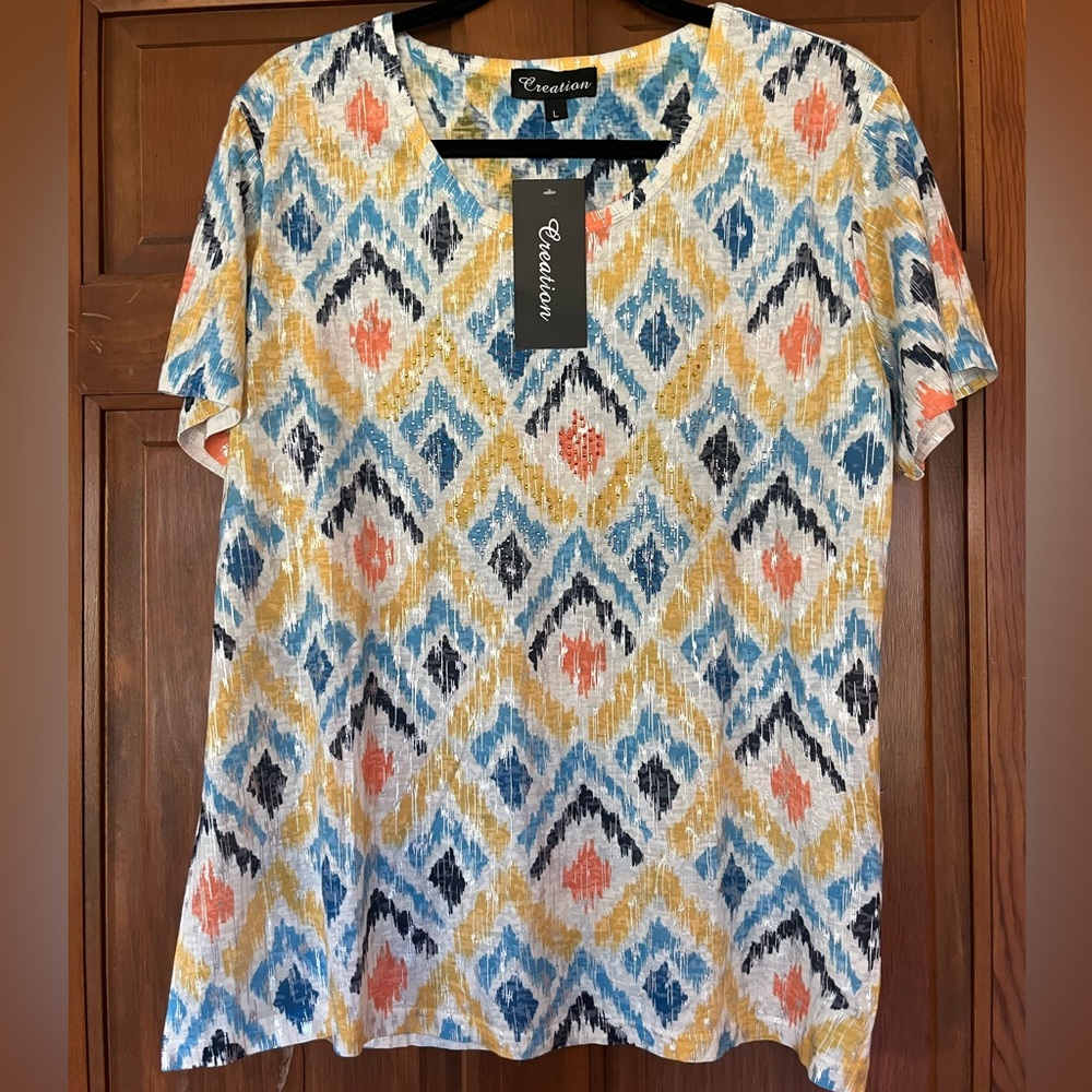 Women’s brand new size large bright Multicolor Geometric Shirt